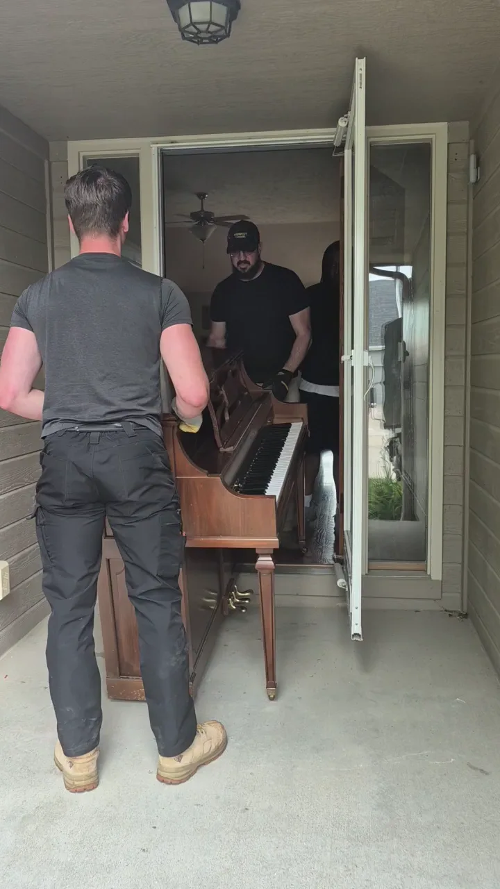 Piano loaded out on the job, Omaha